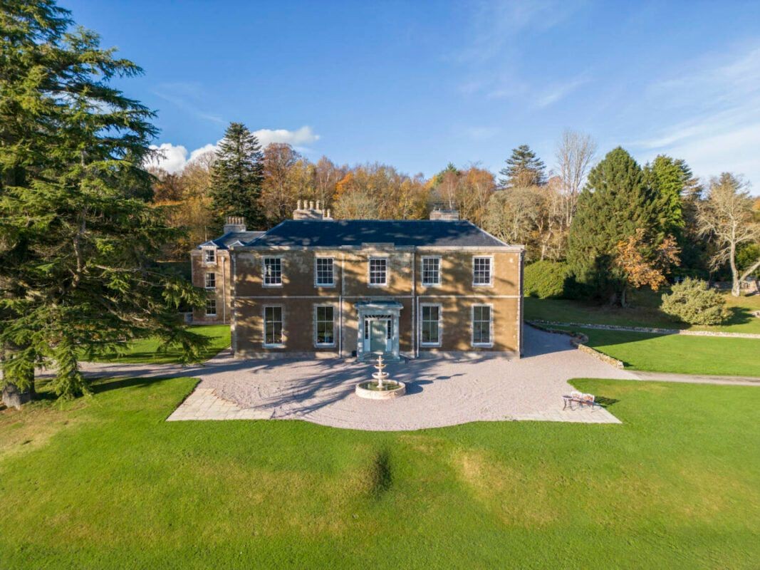 Manar House and Estate - Tartan Weddings