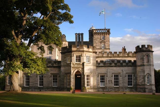 Winton Castle - Tartan Weddings